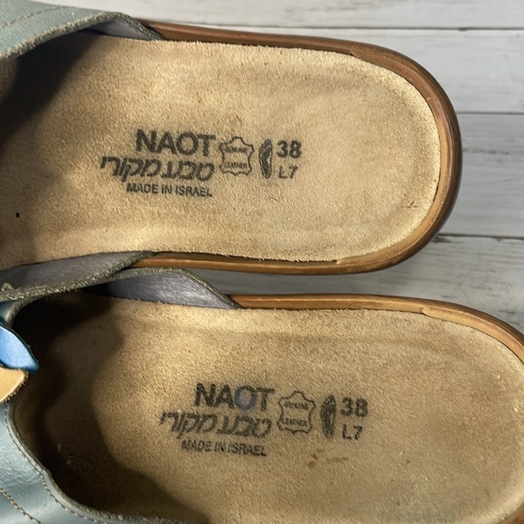 Naot Shades of Blue and Beige Leather Flower Embellished Slide Sandals - Picture 10 of 12